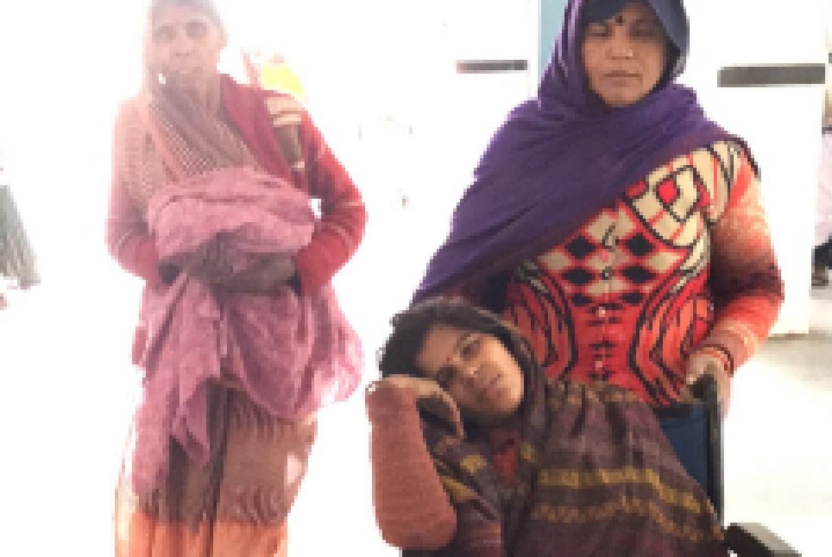 Chhatarpur: Reached hospital after traveling 55 km, but delivery was done in ambulance, both mother and child are healthy