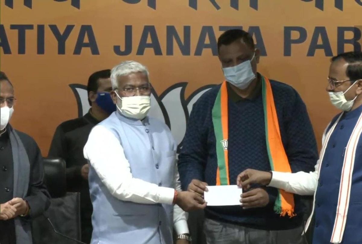Up Assembly Elections Dr Dharmpal Singh Entry In Bjp Samajwadi Party Quit