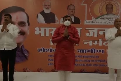 Surya Namaskar in the state: CM said - Surya Namaskar and Pranayama keep us healthy and healthy, it increases our efficiency