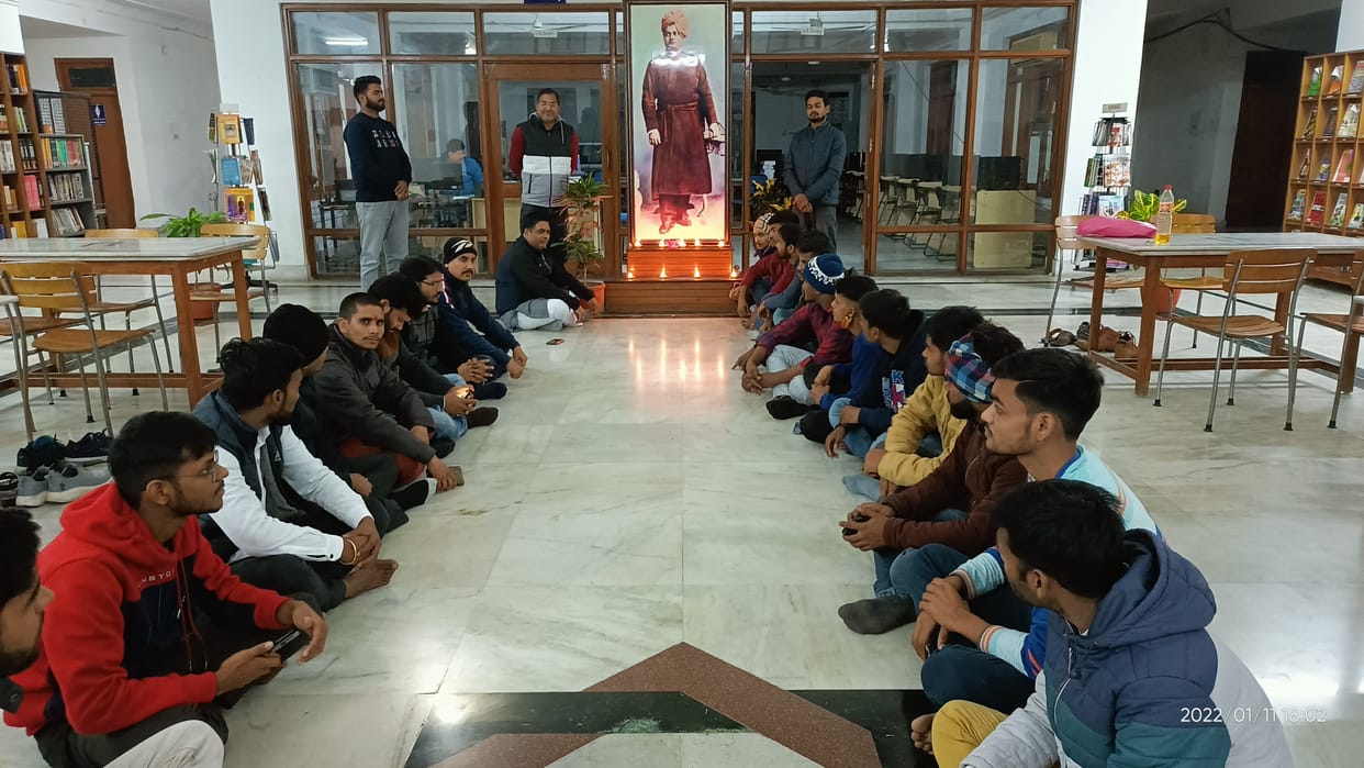 ABVP lit the lamp on the eve of youth day