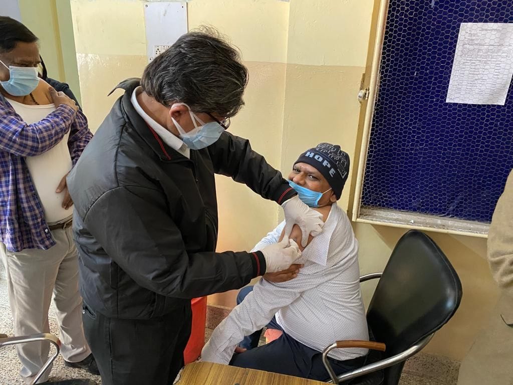 ACMO,covid 19,CMO,doctor,vaccinated