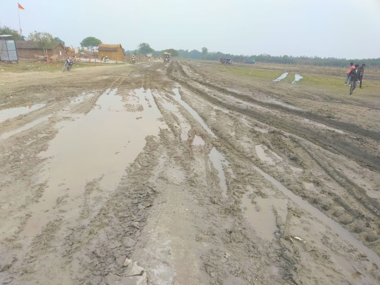 Magh Mela Ramnagaria began to be decorated on the banks of the Ganges of Dhai Ghat