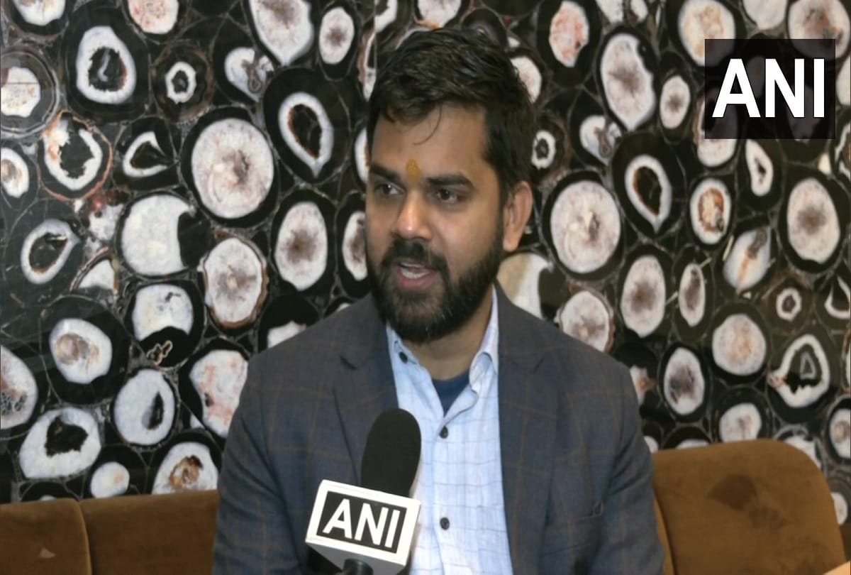 Delhi: Hotel and traveling industry badly affected in the capital in the third wave of Corona