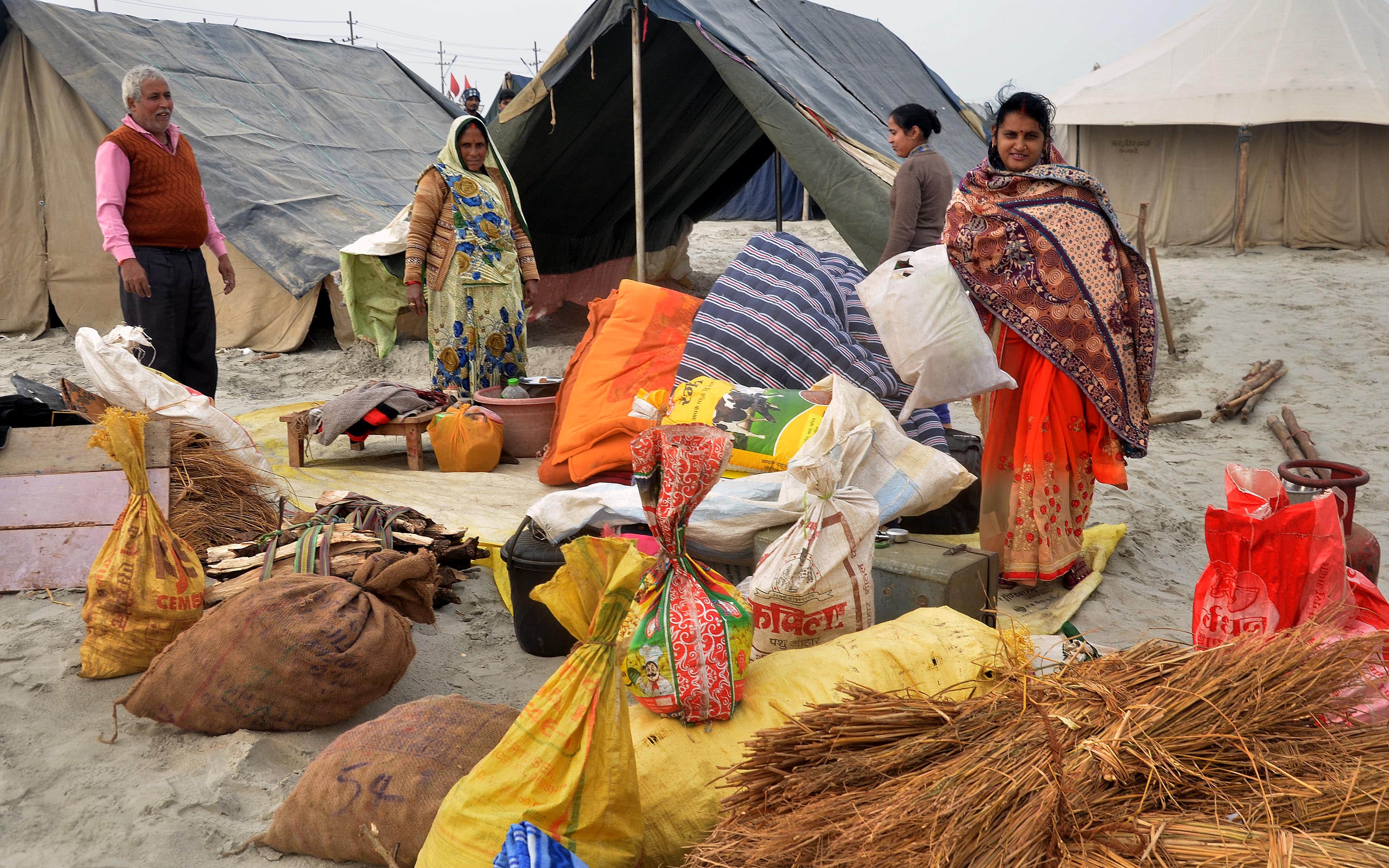 Magh Mela 2022: Crowds of lakhs will gather, it is impossible to follow the protocol