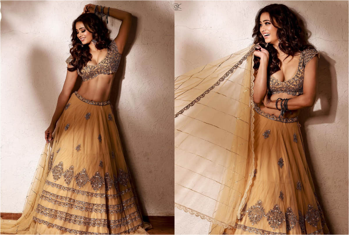 palak tiwari in chic boho look in 9k dress