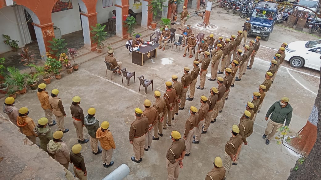 DCP Kashi Zone RS gautam  said Those who disturb elections and threaten voters will sent to jail