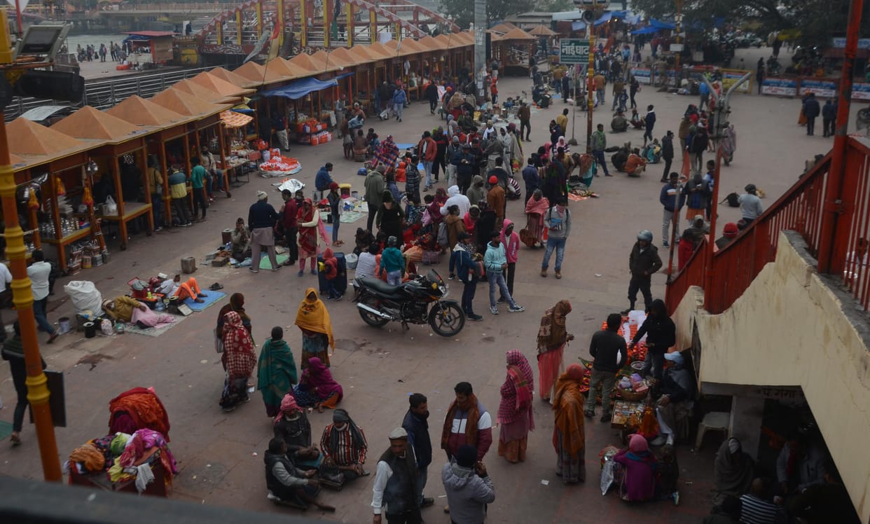 Left-right on police border and devotees ghats