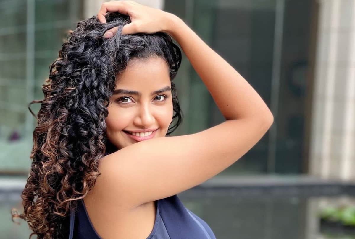 South actress Anupama Parameswaran came into the limelight by kissing scene in the film Rowdy Boy fans troll actress