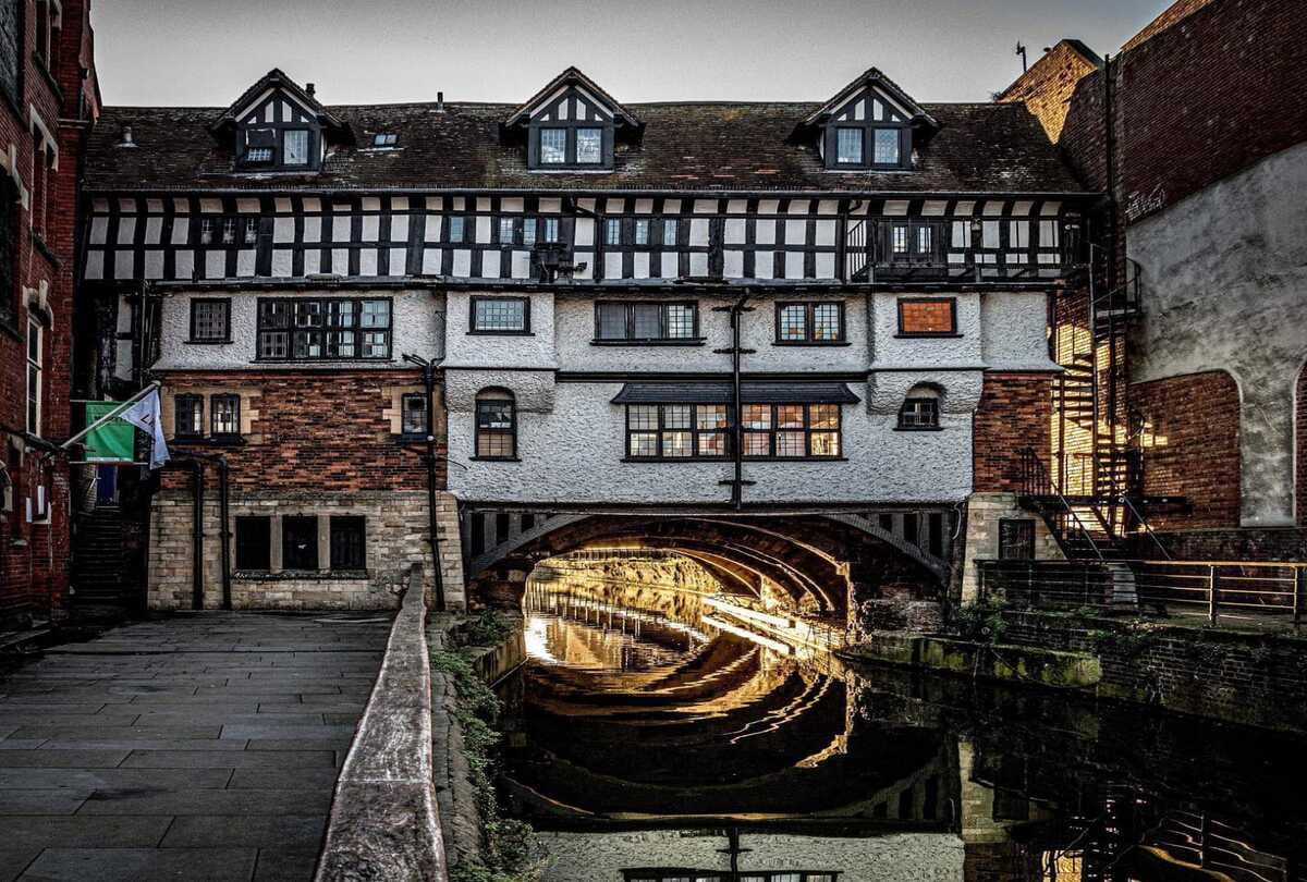 tourist reveal britain over hyped glory hole who build 860 years ago know about this mystery