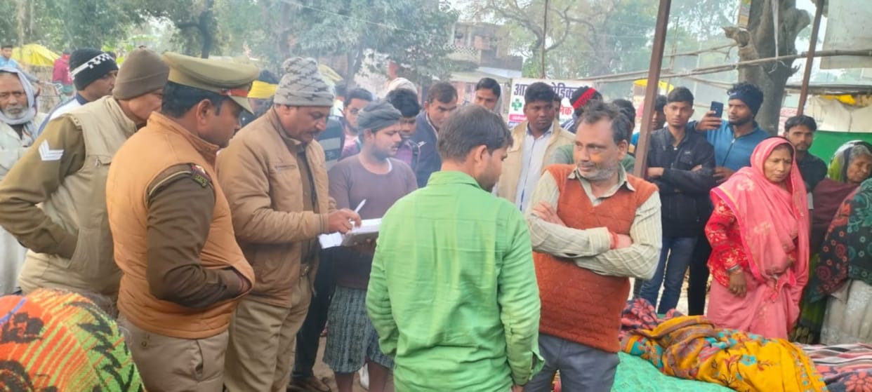 Woman killed, 10 injured in fighting between two sides