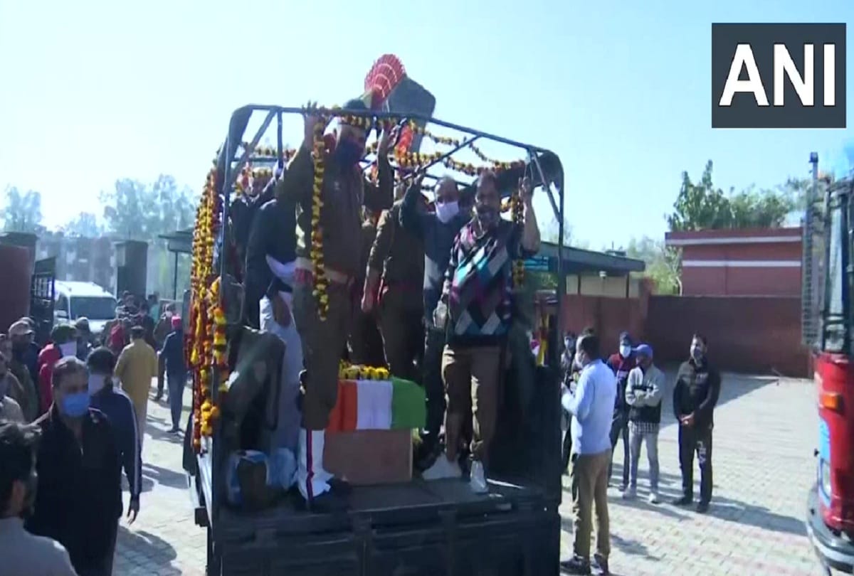 Kulgam encounter: body of martyr Rohit Chib reached Jammu, demanding the elimination of terrorists