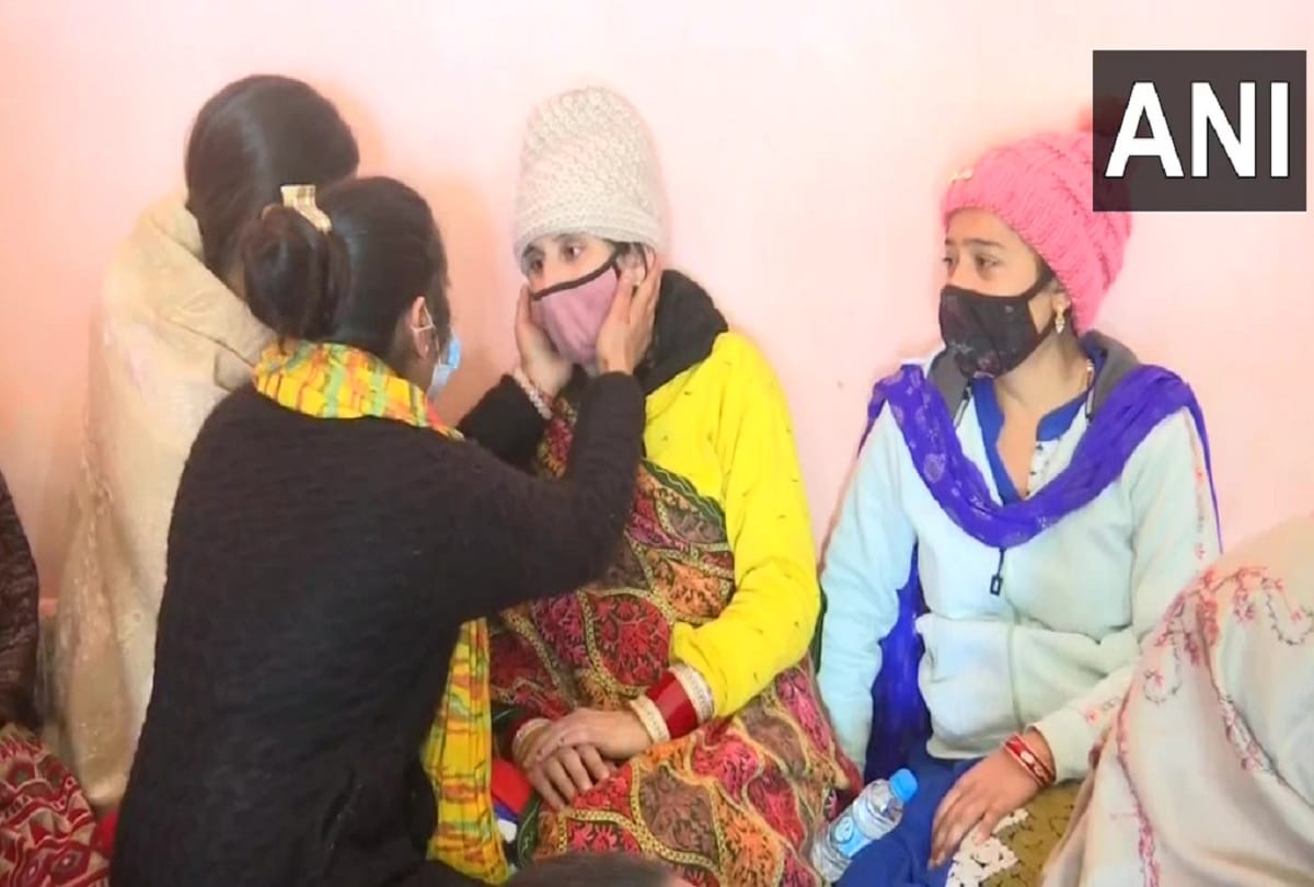 Kulgam encounter: body of martyr Rohit Chib reached Jammu, demanding the elimination of terrorists