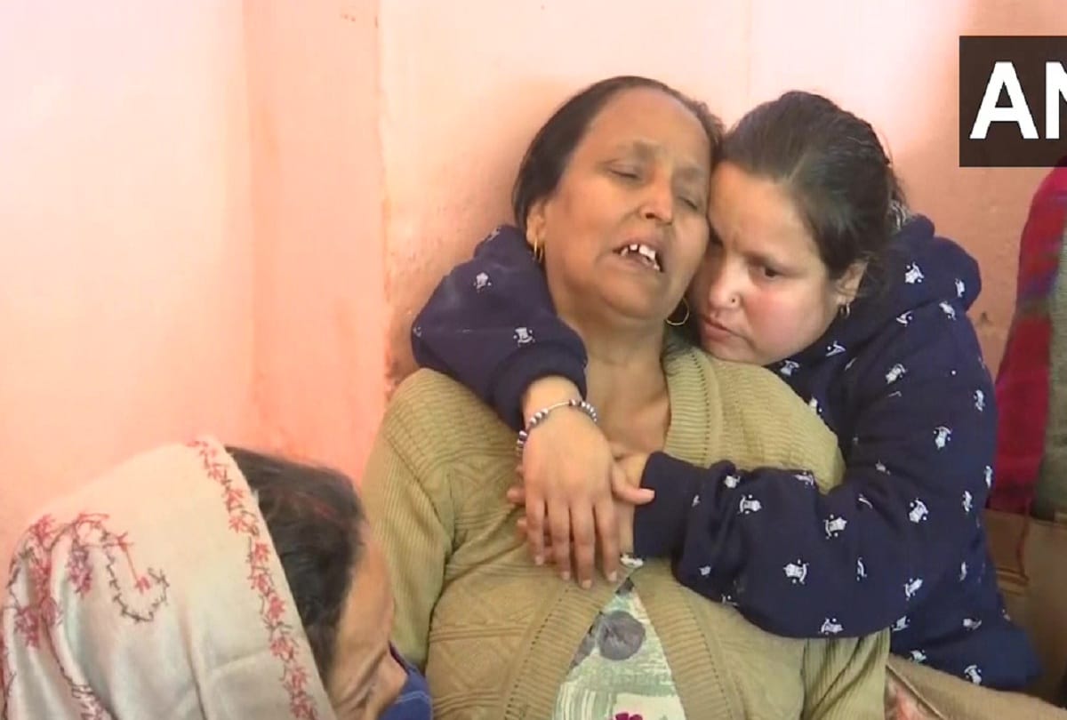 Kulgam encounter: body of martyr Rohit Chib reached Jammu, demanding the elimination of terrorists