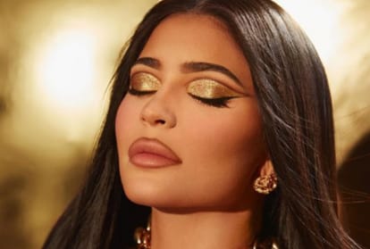 Kylie Jenner became the first woman to have 300 million followers on Instagram