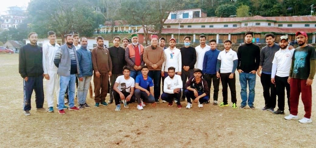 Sarkaghat won the league cricket trophy