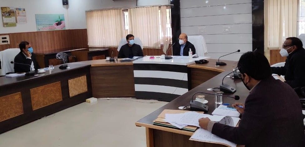 Hathras: Medicine kit should be distributed to symptomatic patients