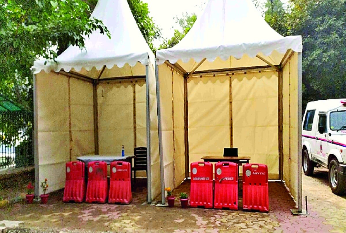 Delhi Police to hear complaints in Pagoda Cabin