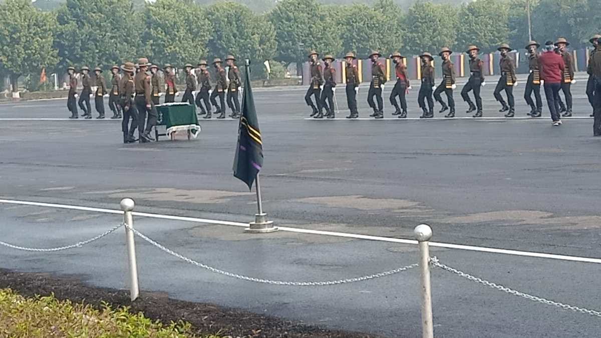 54 soldiers inducted into Indian Army at 39 GTC Kasam Parade Ground presented Khukri in Varanasi