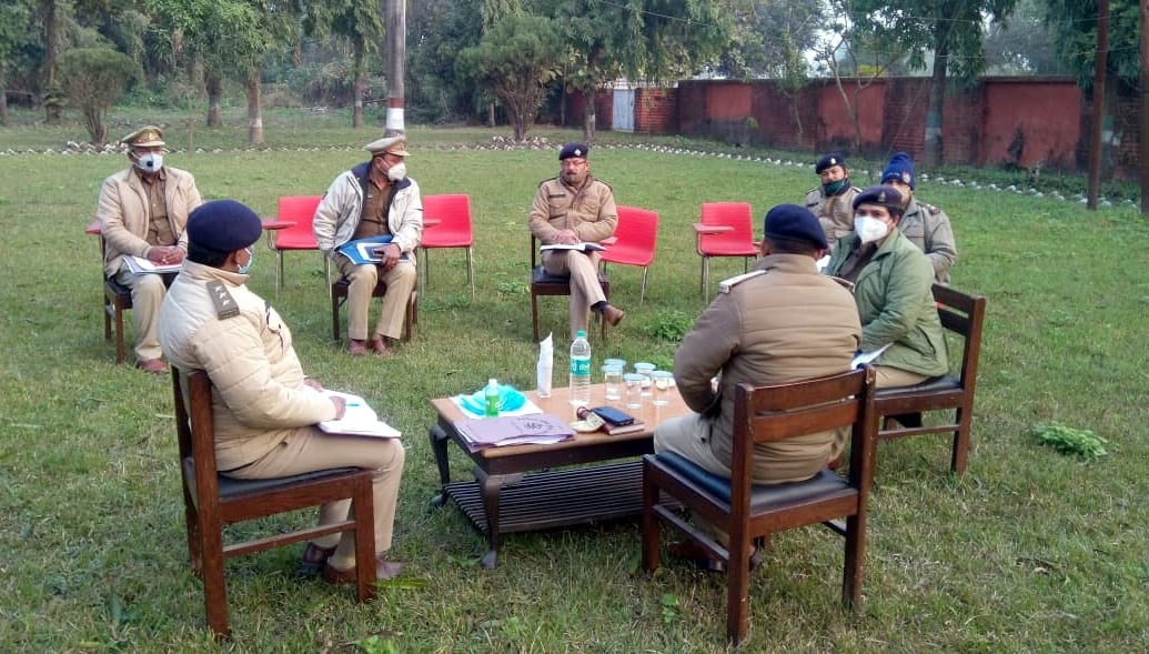 Border meeting with officers of Uttarakhand