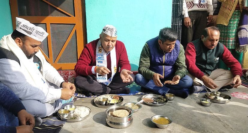 Delhi deputy CM Eaten dilicious food.