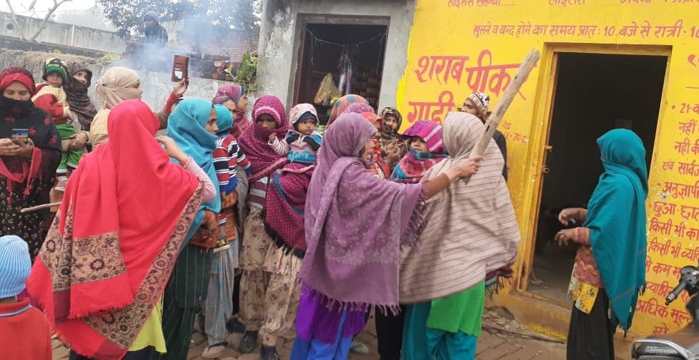 Women's uproar over liquor contract