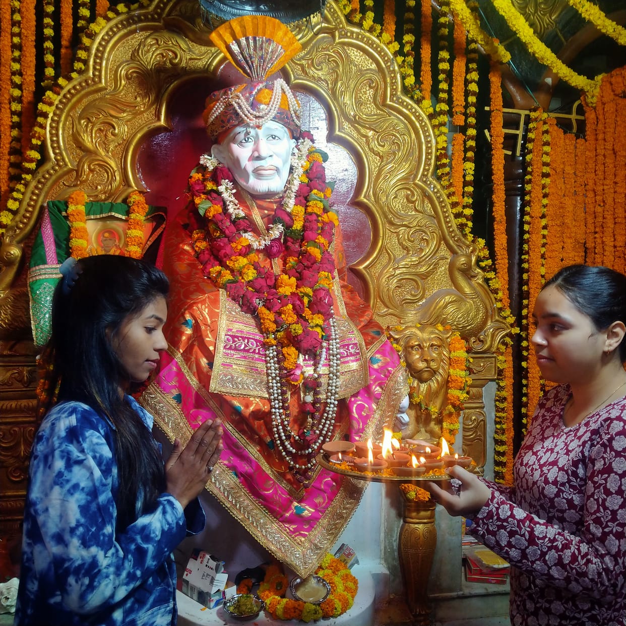 Sai palanquin was carried around the campus by the devotees