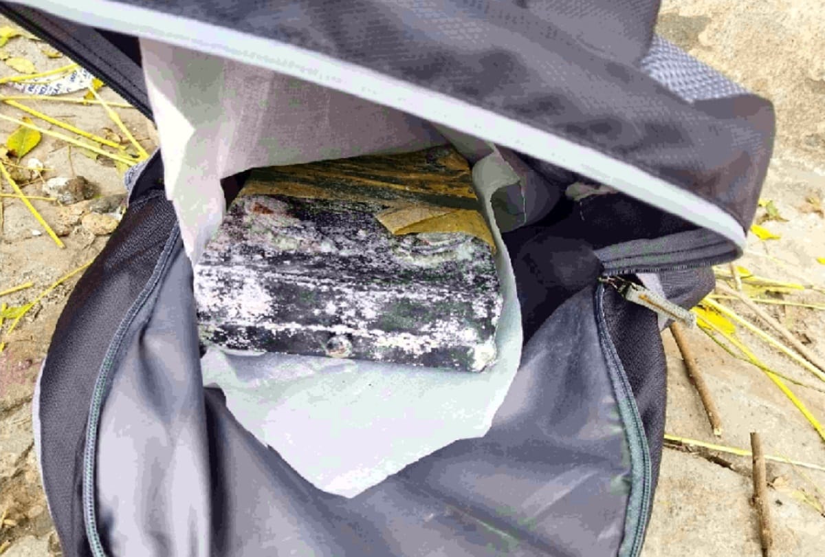 red alert in delhi after bombs found in ghazipur phool mandi