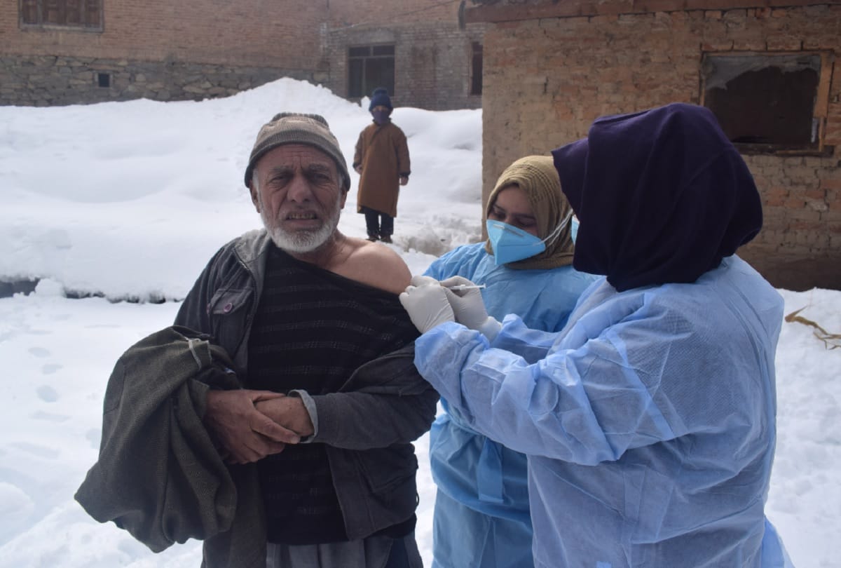 Corona Update: Continuously increasing infection in Jammu and Kashmir, preparations to impose weekly lockdown to control