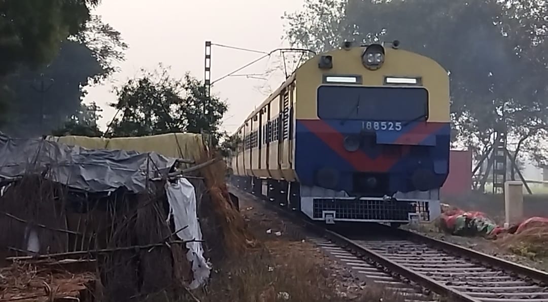 The huts on the side of the railway track are giving a feast to the accident