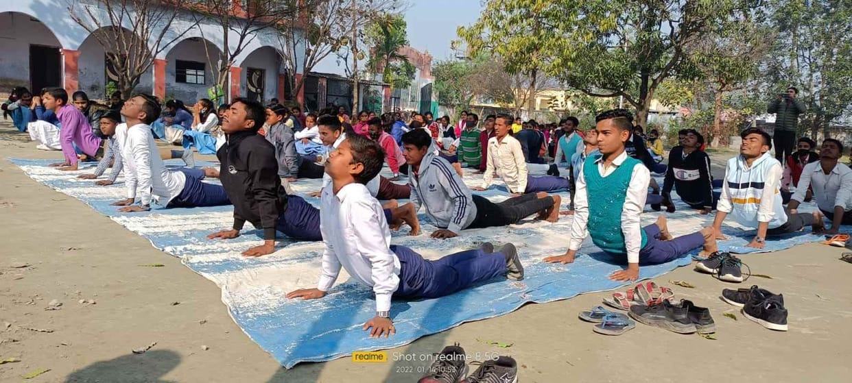 16 thousand students did Surya Namaskar