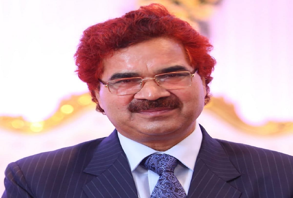 Former minister Ramveer Upadhyay will join BJP today after resigning from BSP in Agra
