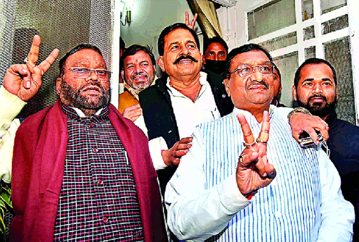 UP Election 2022 BJP troubles increased due to the departure of backward class leaders