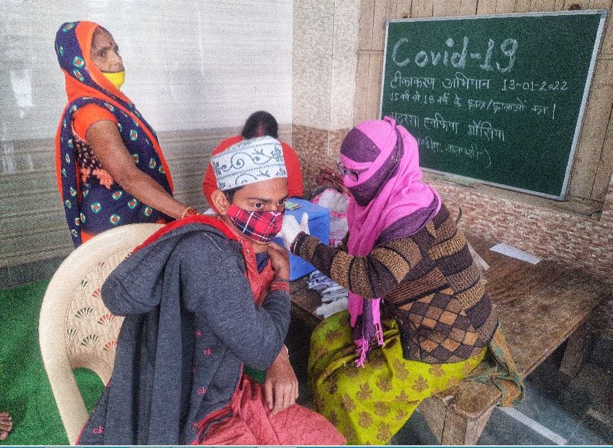 Coronavirus Varanasi Update News Third Wave Started Scare Infection Rate Above 10 Total 666 New Covid Positive found