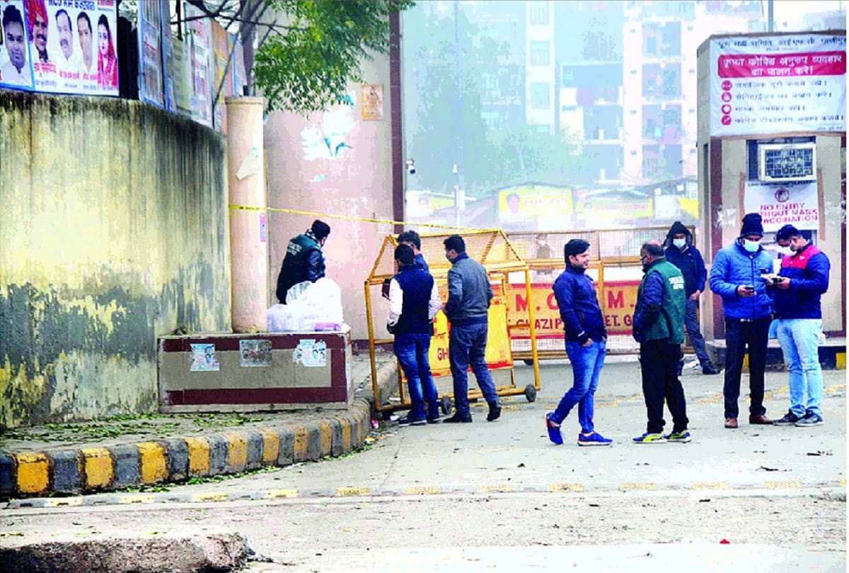 Bomb Found in Delhi RDX was kept hidden from CCTV
