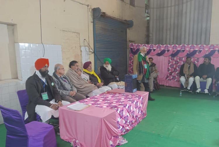 Review meeting of Sanyukt Kisan Morcha begins in Sonipat of Haryana