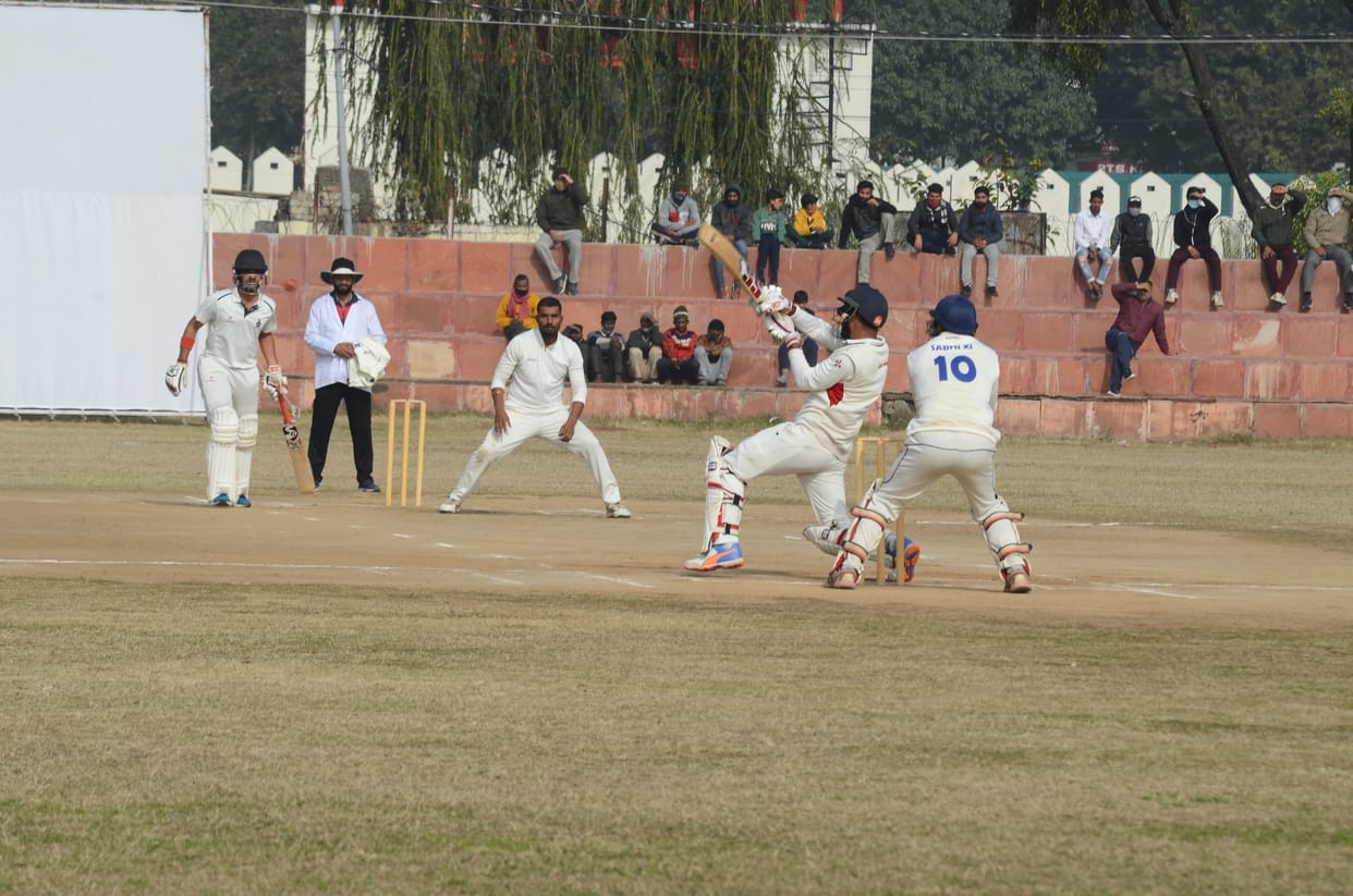 Lal Bahadur Shastri Cricket Academy team reached the final