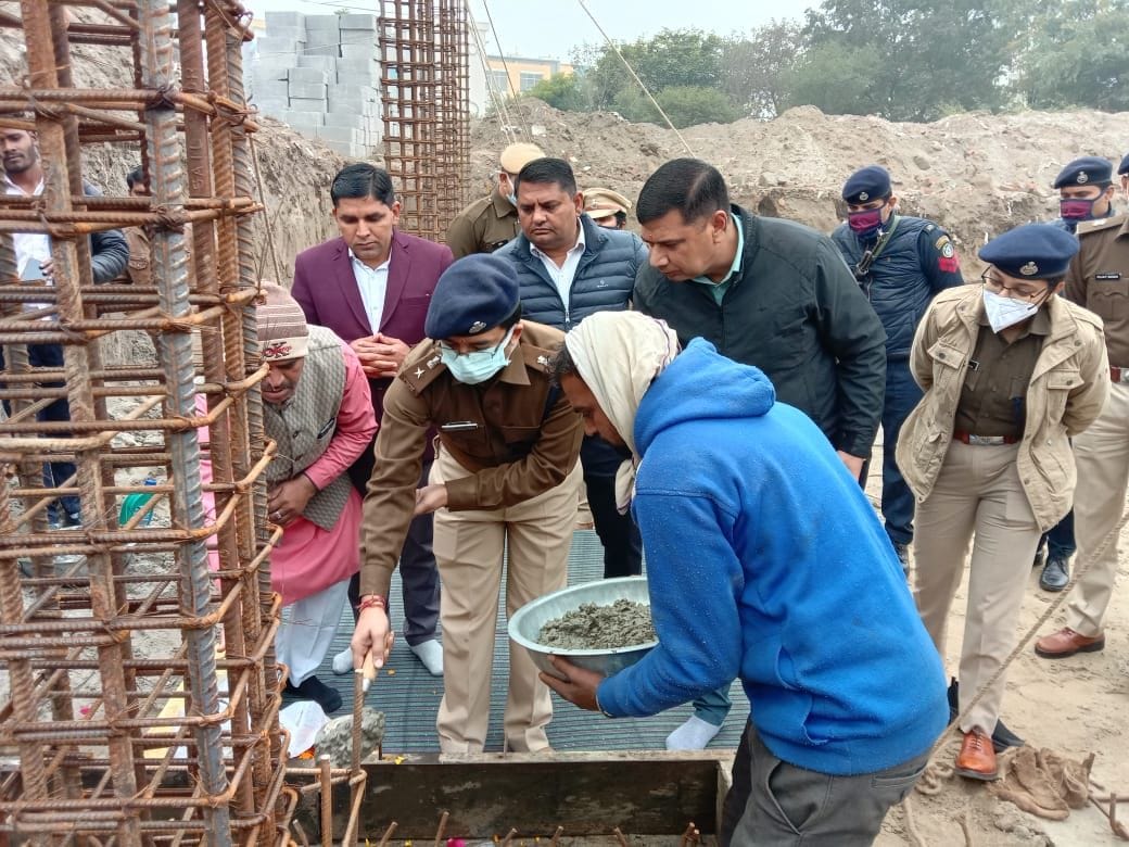 Foundation stone laid, women police station started in Ansal