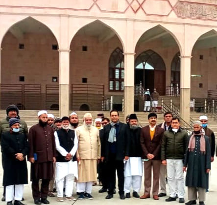 Officials including Additional Chief Secretary visited Darul Uloom