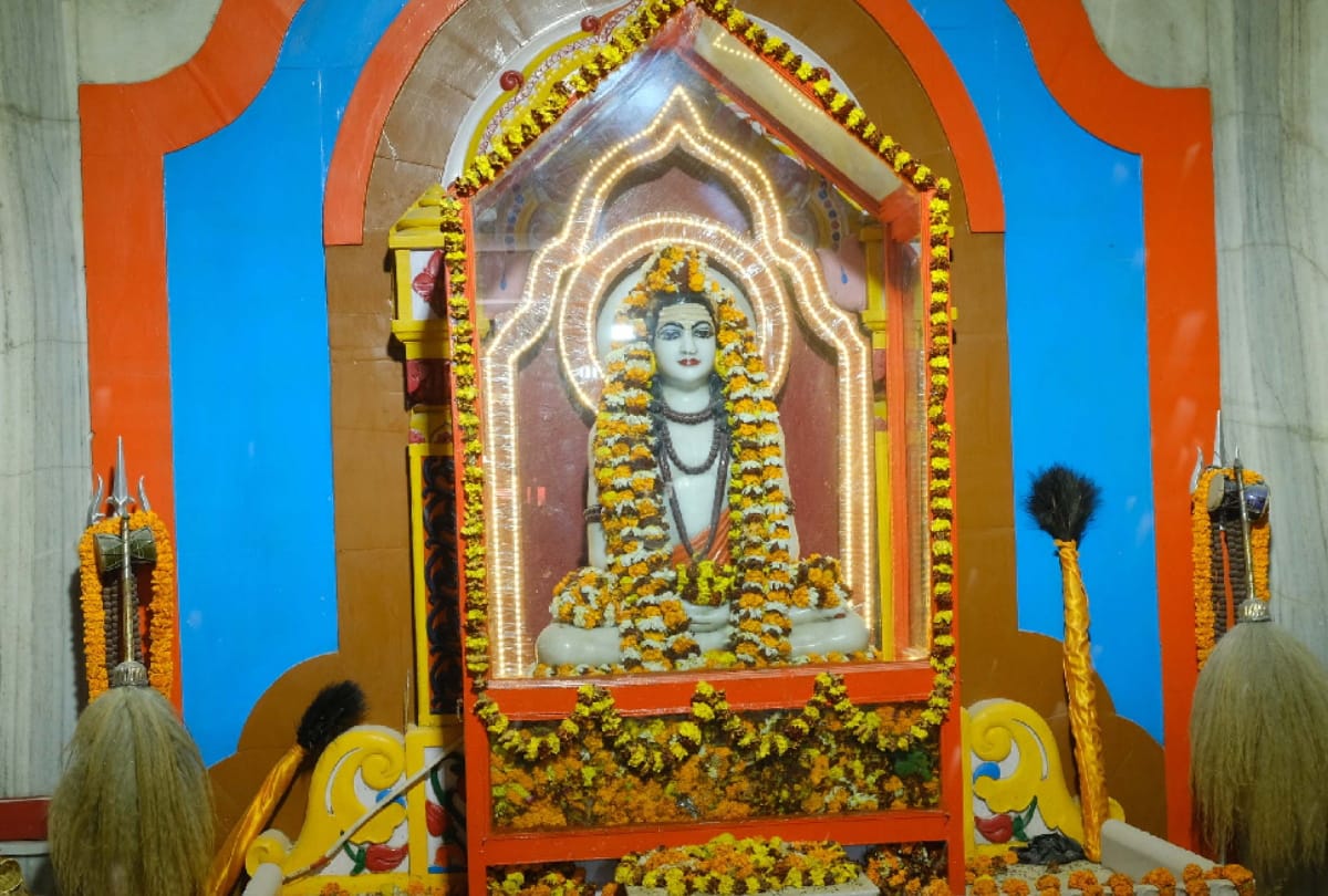 Gorakhnath temple will be seen at every entrance of Gorakhpur city