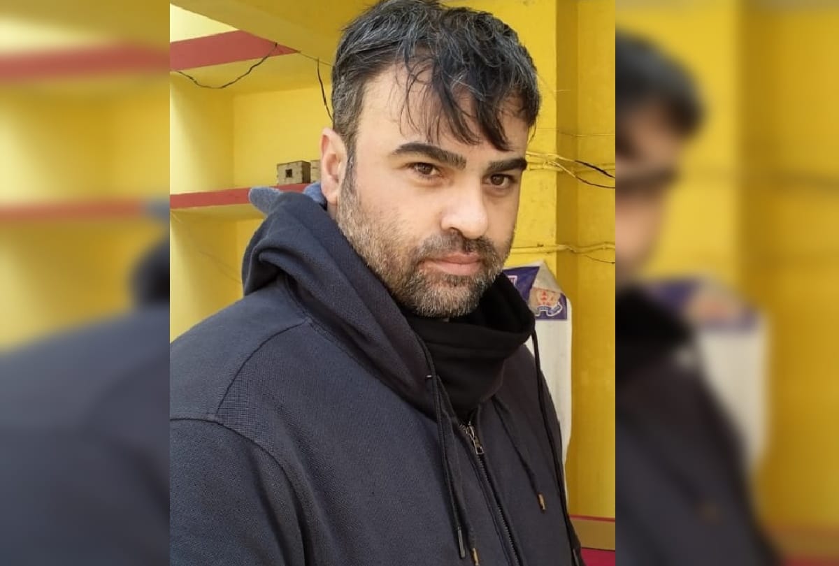 Iranian national arrested with fake passport in Maharajganj