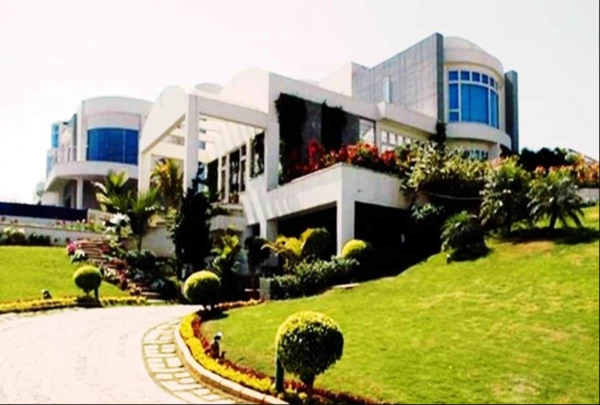 south movie actor ram charan net worth lifestyle house car collection and fee know full details
