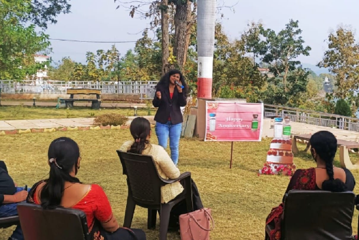 Bhopal: Vaccine anniversary celebration celebrated on completion of one year of corona vaccination, song launched to increase awareness of vaccine