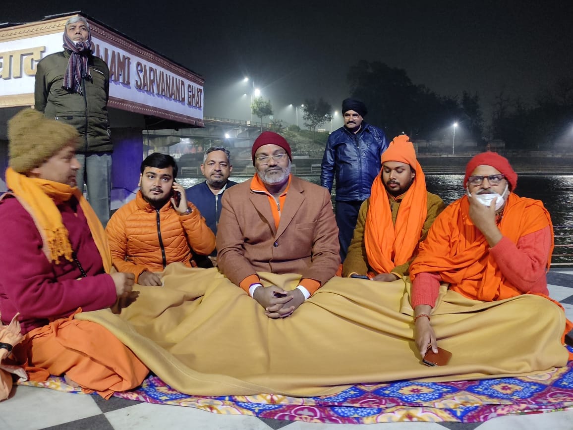 haridwar dharm sansad: Saints opposing case filed on hate speech, held pratikar sabha today, see photos