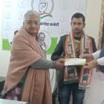 लखनऊ में कांग्रेस में शामिल हुए पवन कश्यप।