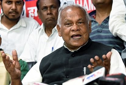 Tussle over the chair of CM Bihar Nitish kumar now manjhi said his son is good candidate tejaswi answered