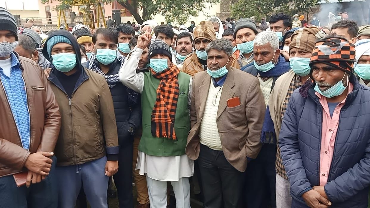 Mathura: Workers mobilized in support of Karinda, boils over BJP's decision