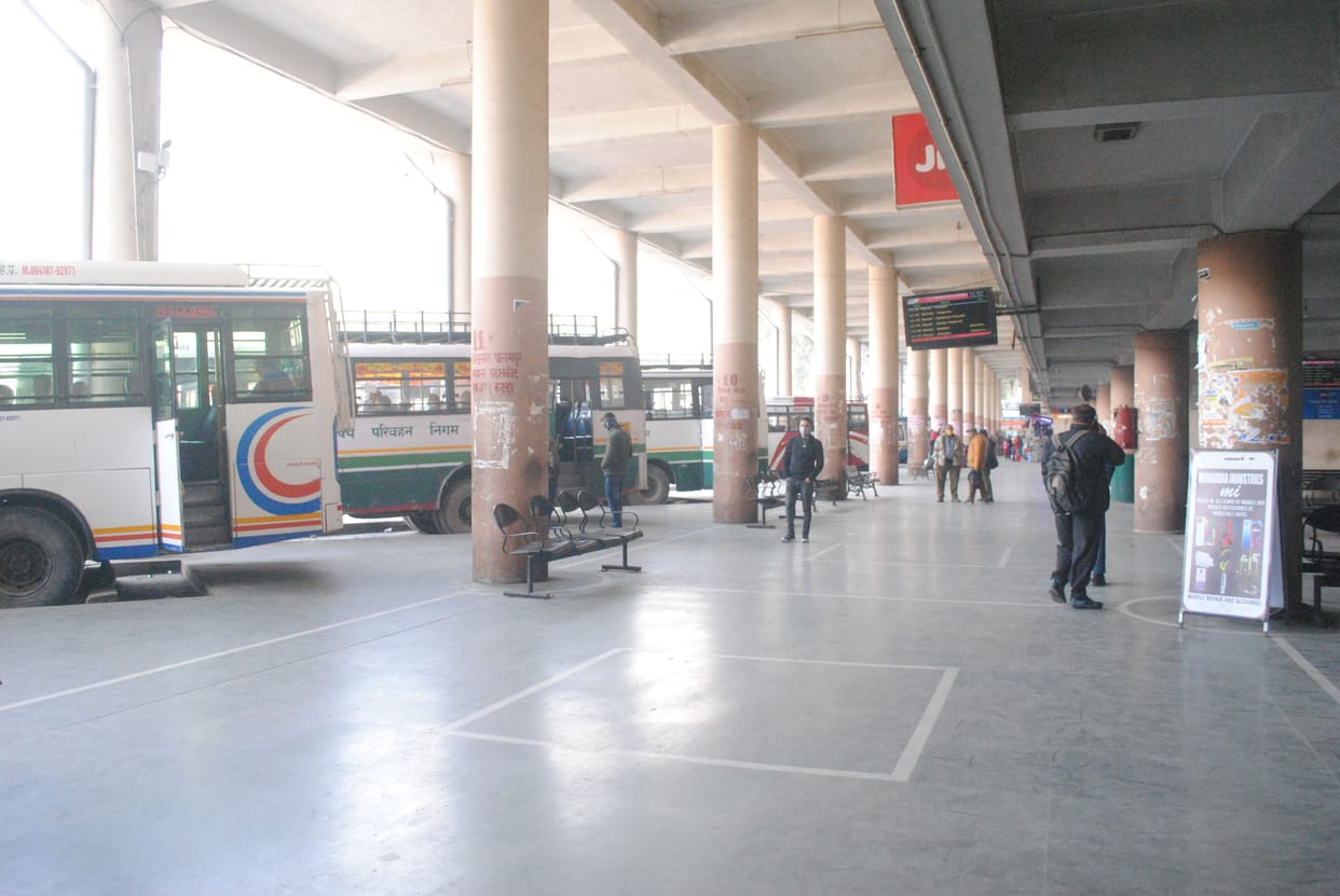 Three long routes of Mandi depot closed, 30 local routes also stopped