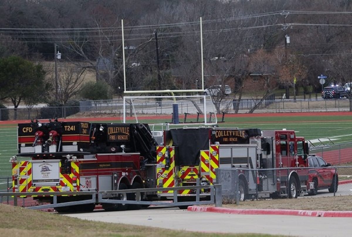 four people held hostage at texas synagogue in america