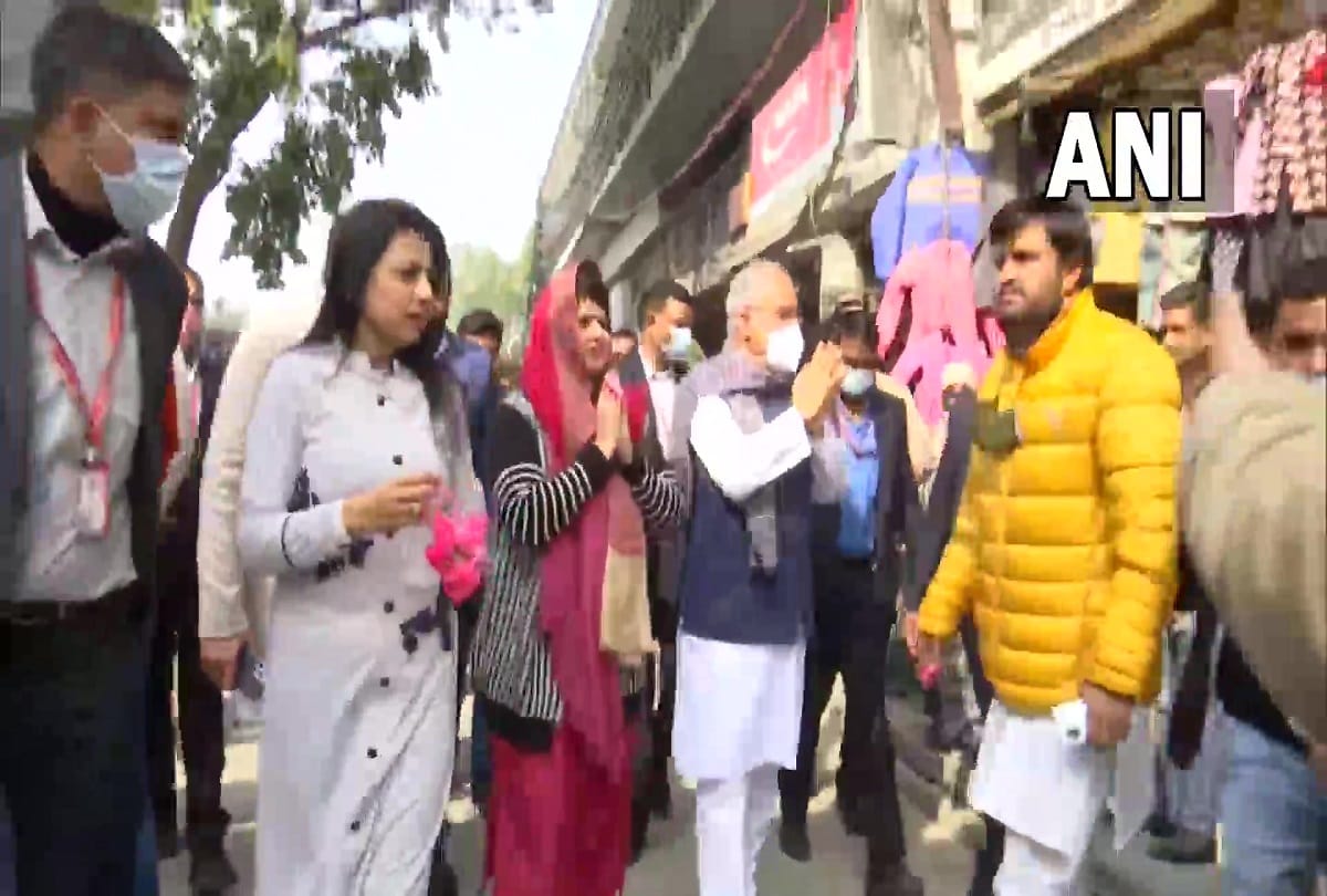 Up elections: Bhupesh Baghel arrived in Noida to campaign for Congress candidate Pankhuri Pathak, did door-to-door campaigning