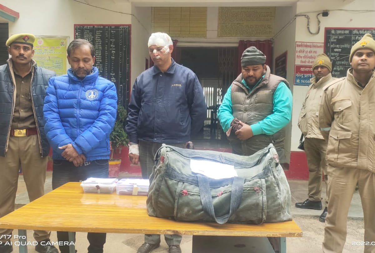 Explosive Found in Banda UP: Three People Arrested With 28 Kg Of Explosives During Vehicle Checking in Banda